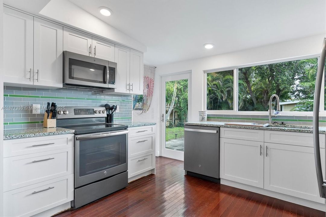 Activo con contrato: $416,000 (2 camas, 1 baños, 1116 Pies cuadrados)