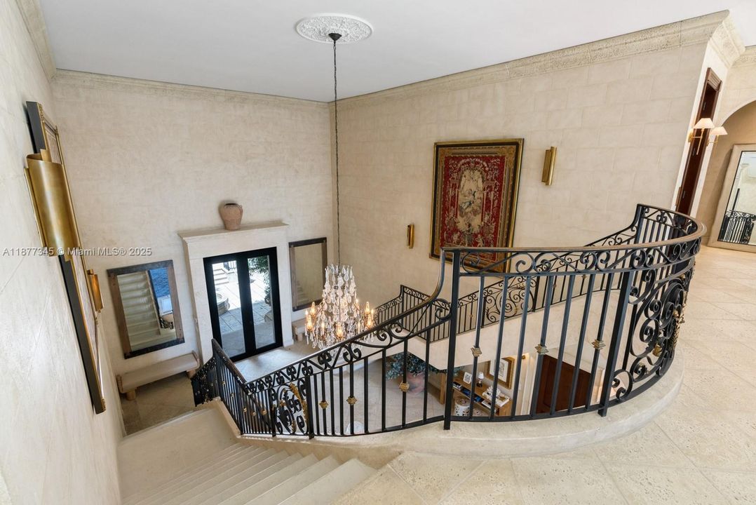 В аренду: $95,000 (7 спален, 8 ванн, 8324 Квадратных фут)