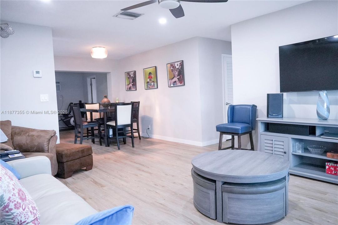 待售: $394,999 (3 贝兹, 2 浴室, 1508 平方英尺)