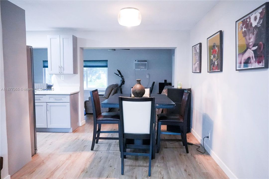 待售: $394,999 (3 贝兹, 2 浴室, 1508 平方英尺)