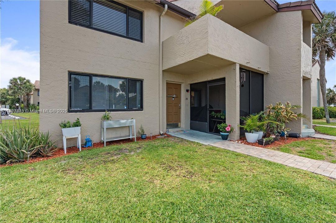 В аренду: $2,600 (2 спален, 2 ванн, 0 Квадратных фут)