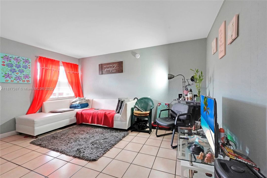 En Venta: $184,900 (1 camas, 1 baños, 516 Pies cuadrados)