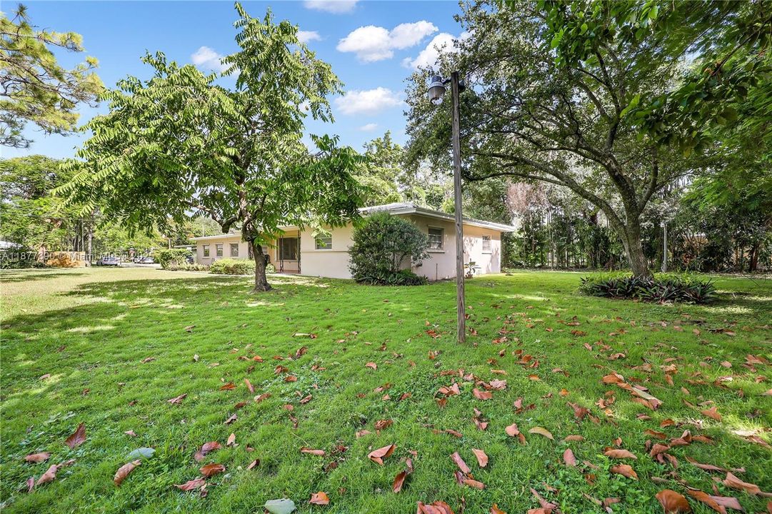 В аренду: $4,800 (3 спален, 2 ванн, 2027 Квадратных фут)