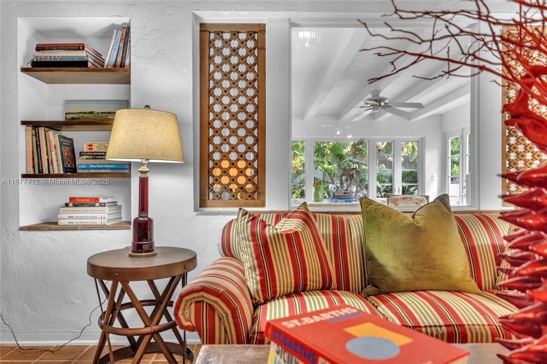 Active With Contract: $1,850,000 (4 beds, 5 baths, 2630 Square Feet)