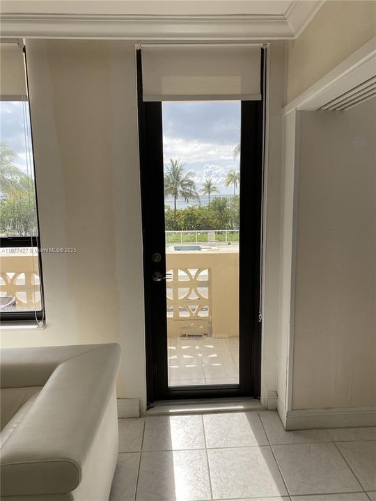 En Venta: $972,000 (2 camas, 2 baños, 1356 Pies cuadrados)