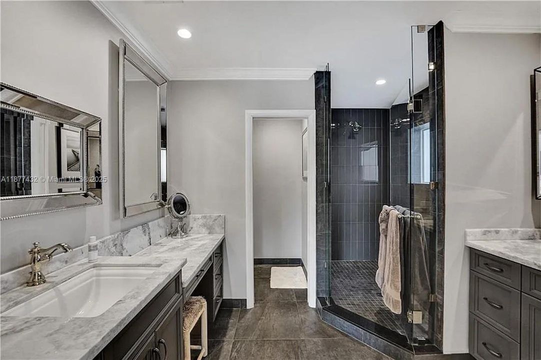 For Sale: $1,490,000 (3 beds, 2 baths, 2036 Square Feet)