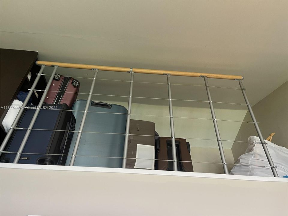 Active With Contract: $4,300 (3 beds, 2 baths, 1200 Square Feet)