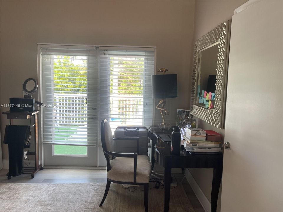 Active With Contract: $4,300 (3 beds, 2 baths, 1200 Square Feet)