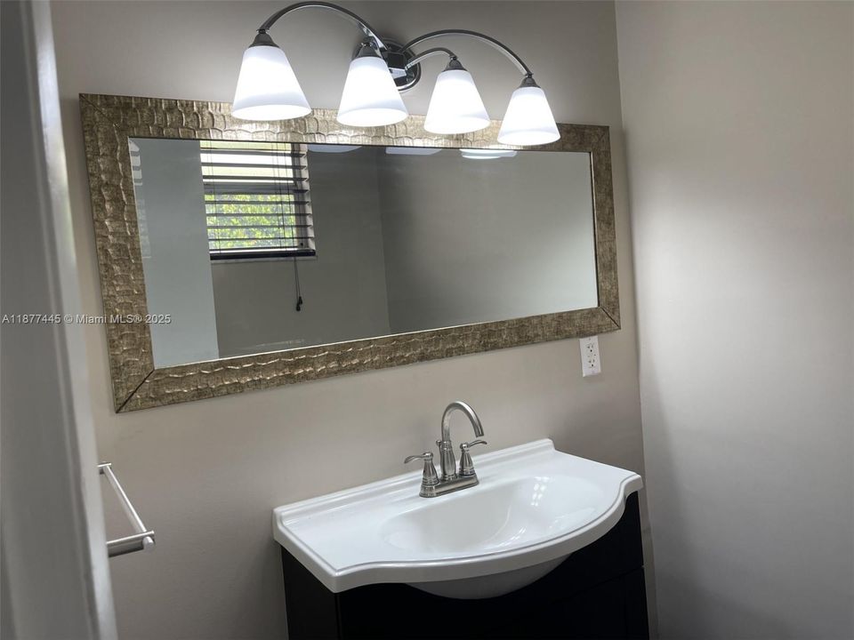 Active With Contract: $4,300 (3 beds, 2 baths, 1200 Square Feet)