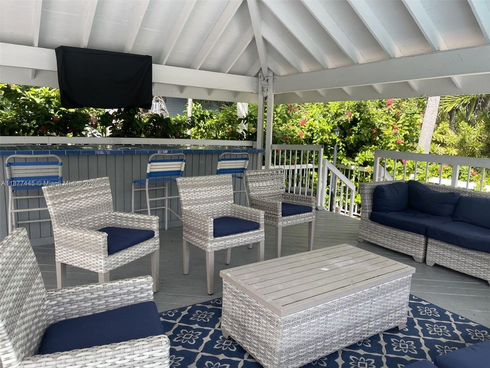 Active With Contract: $4,300 (3 beds, 2 baths, 1200 Square Feet)