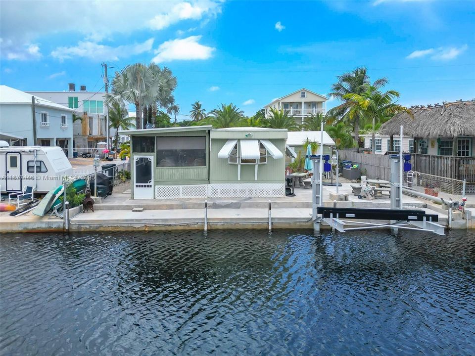 待售: $969,000 (2 贝兹, 1 浴室, 672 平方英尺)