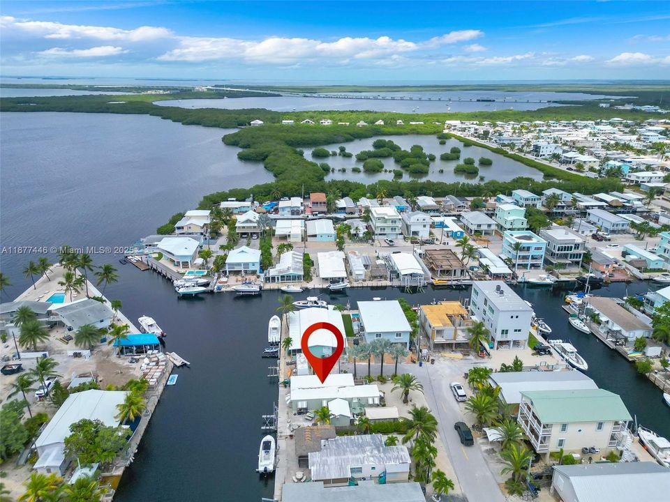 待售: $969,000 (2 贝兹, 1 浴室, 672 平方英尺)