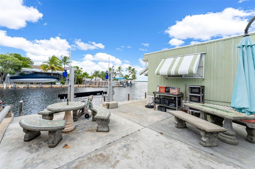 待售: $969,000 (2 贝兹, 1 浴室, 672 平方英尺)