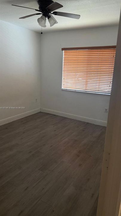 Active With Contract: $1,800 (2 beds, 2 baths, 822 Square Feet)