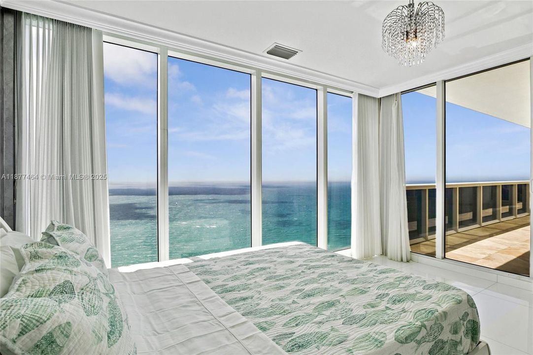 En Venta: $3,950,000 (4 camas, 4 baños, 3348 Pies cuadrados)