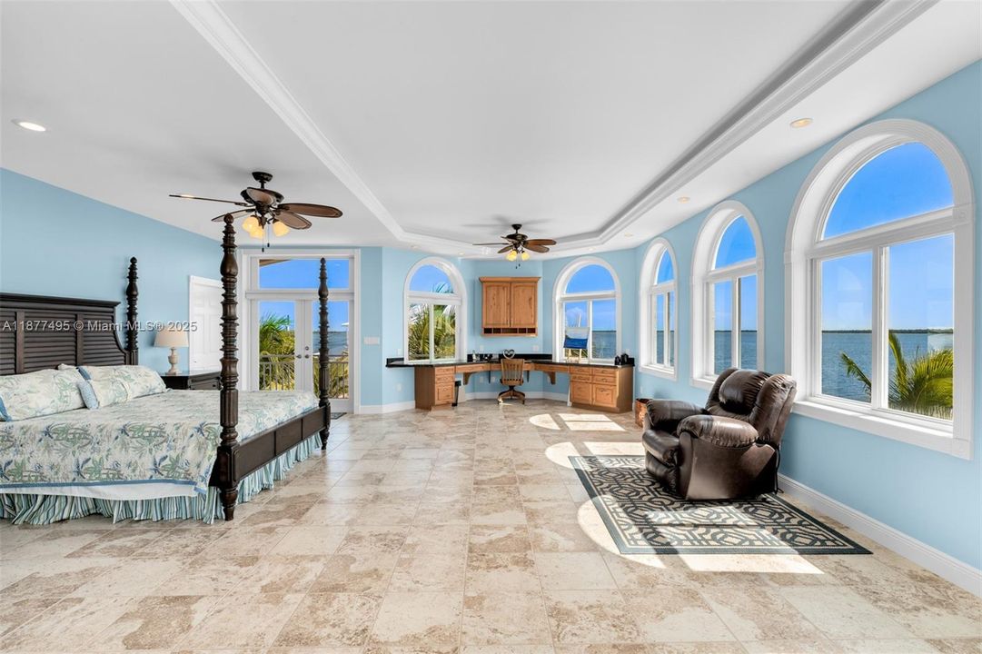 En Venta: $6,450,000 (3 camas, 3 baños, 4687 Pies cuadrados)