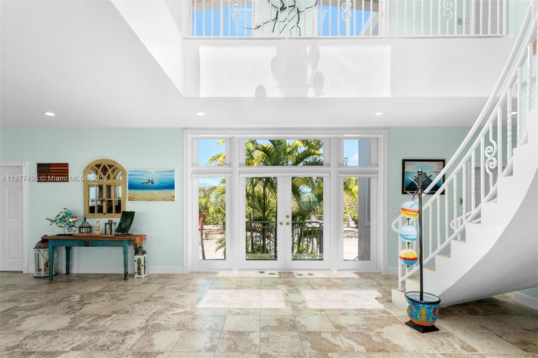 En Venta: $6,450,000 (3 camas, 3 baños, 4687 Pies cuadrados)