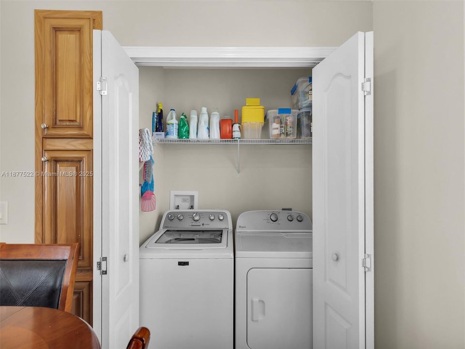 For Sale: $974,000 (3 beds, 2 baths, 1296 Square Feet)