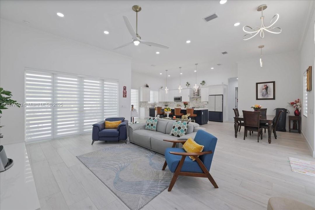 For Sale: $664,900 (4 beds, 3 baths, 2518 Square Feet)