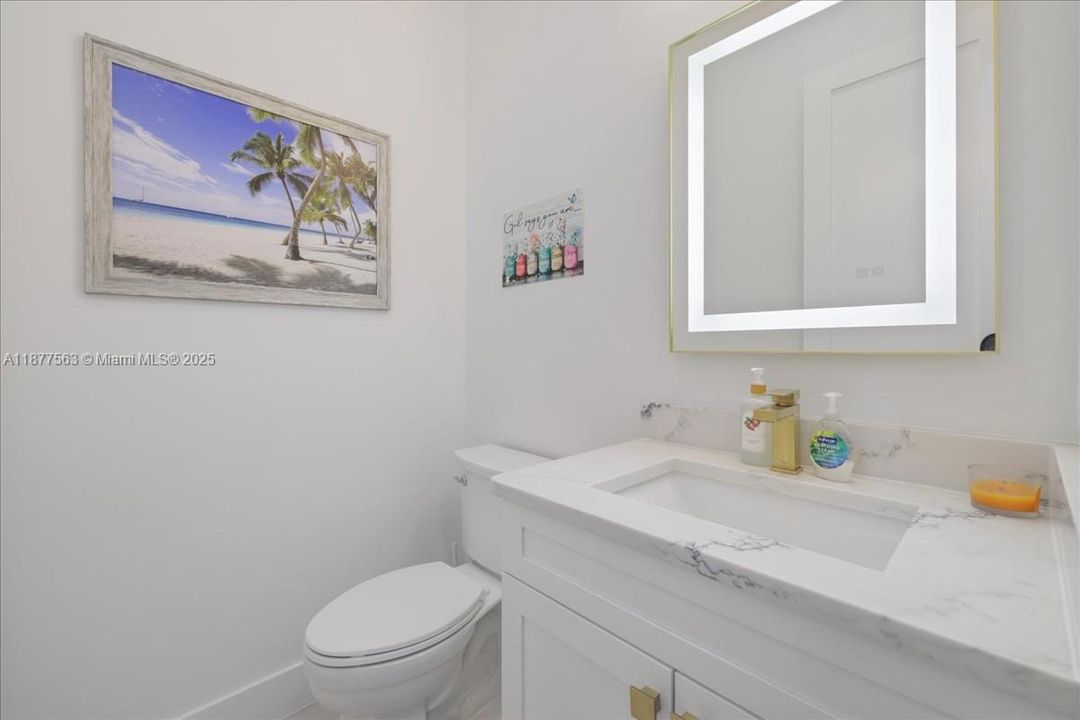 For Sale: $664,900 (4 beds, 3 baths, 2518 Square Feet)