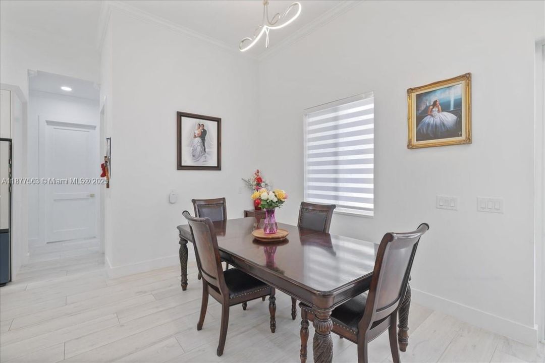 For Sale: $664,900 (4 beds, 3 baths, 2518 Square Feet)