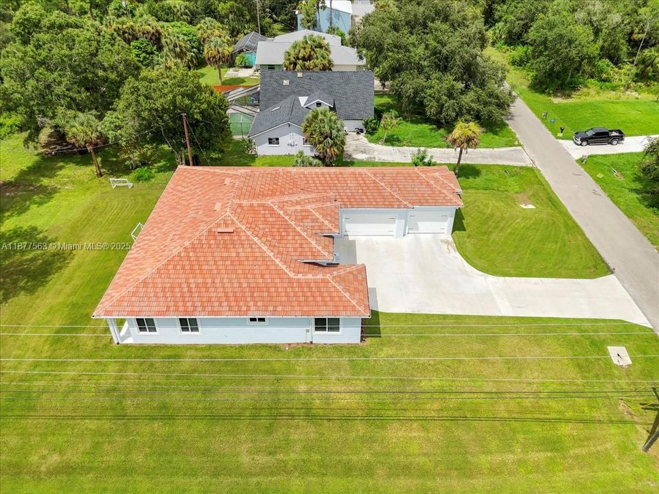 For Sale: $664,900 (4 beds, 3 baths, 2518 Square Feet)