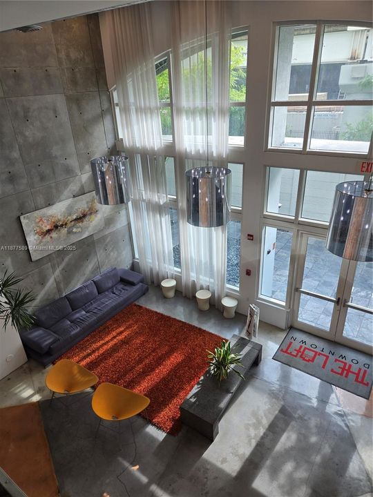 待售: $367,000 (1 贝兹, 1 浴室, 784 平方英尺)