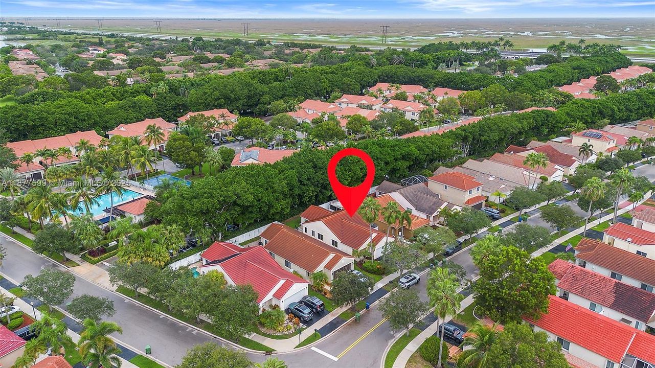 Недавно продано: $650,000 (3 спален, 2 ванн, 0 Квадратных фут)