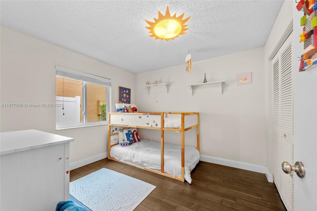 Недавно продано: $650,000 (3 спален, 2 ванн, 0 Квадратных фут)