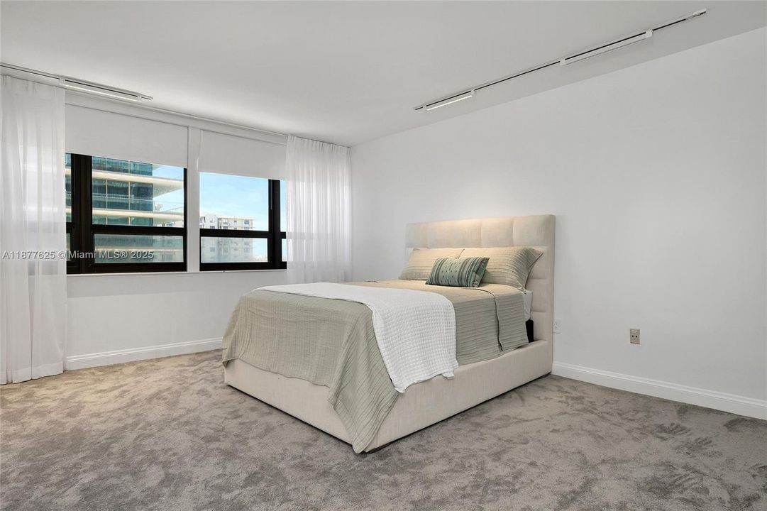 Activo con contrato: $1,490,000 (2 camas, 2 baños, 2060 Pies cuadrados)