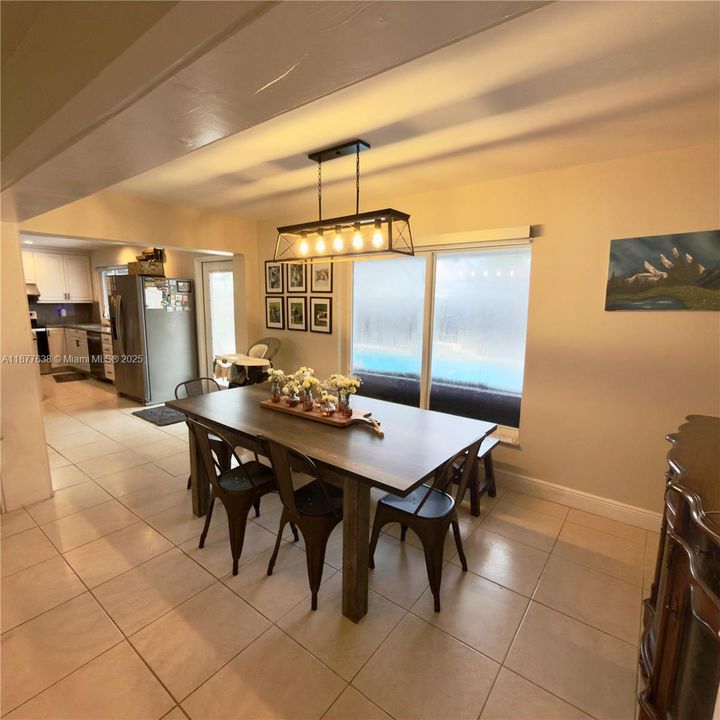 Active With Contract: $660,000 (3 beds, 2 baths, 1621 Square Feet)