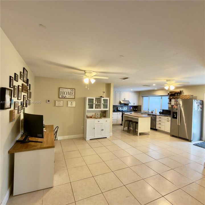 Active With Contract: $660,000 (3 beds, 2 baths, 1621 Square Feet)