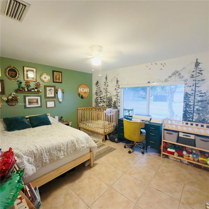 Active With Contract: $660,000 (3 beds, 2 baths, 1621 Square Feet)