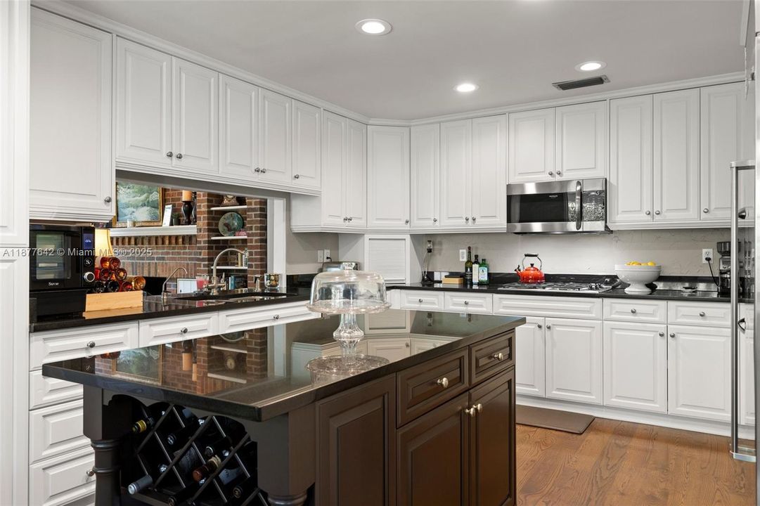 В аренду: $12,000 (5 спален, 5 ванн, 0 Квадратных фут)