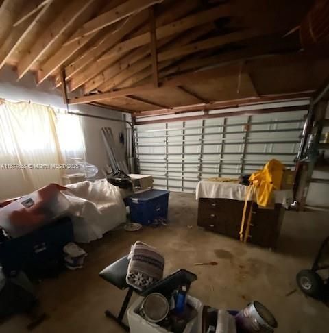 На продажу: $825,000 (15,406.00 acres)