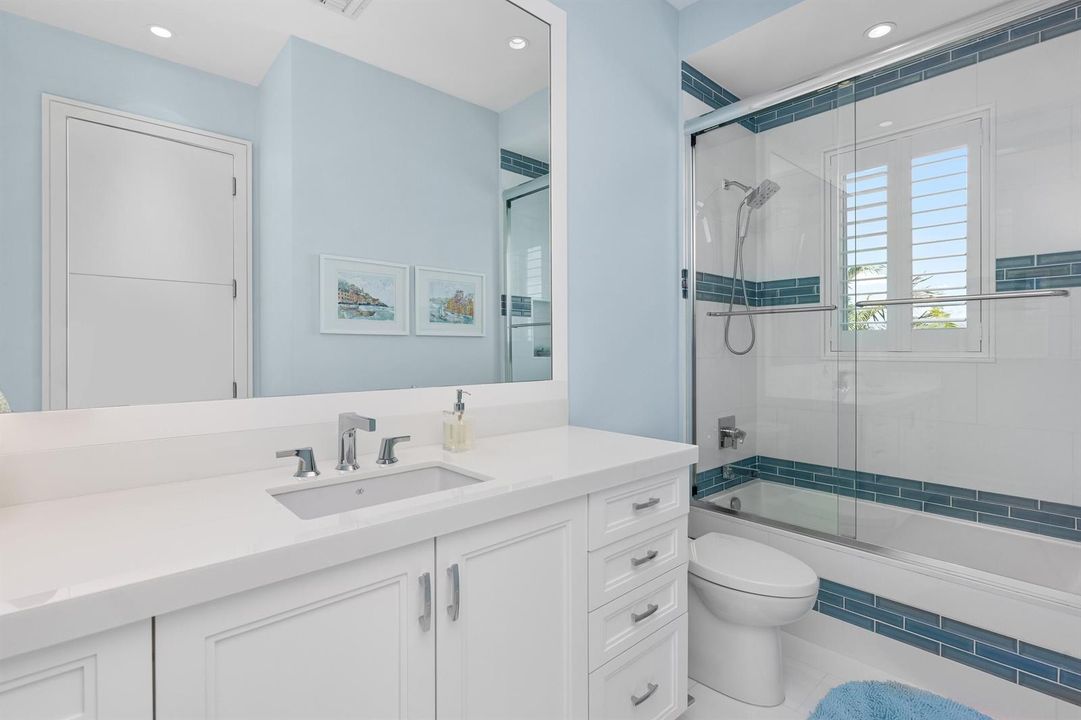 Guest Bath 2