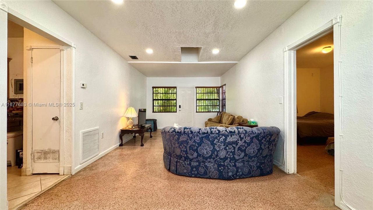 Недавно арендовано: $1,750 (1 спален, 1 ванн, 715 Квадратных фут)