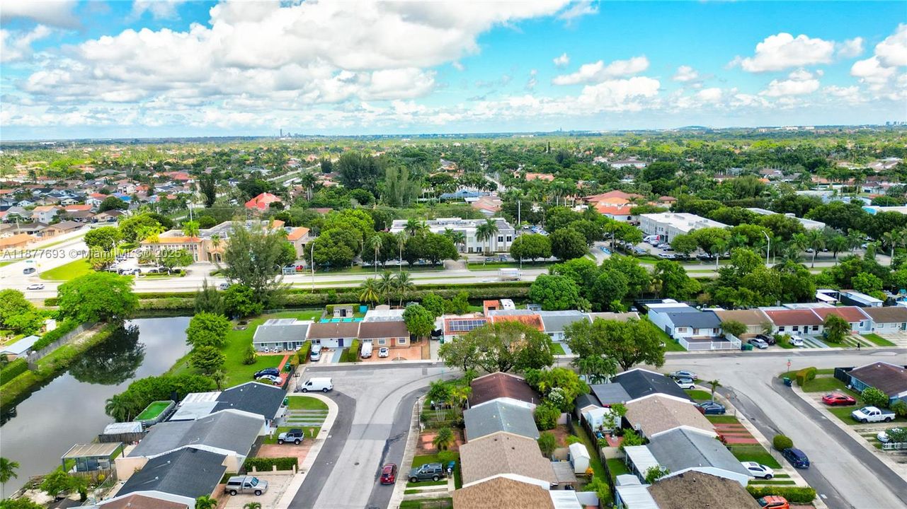 Недавно продано: $410,000 (2 спален, 1 ванн, 875 Квадратных фут)