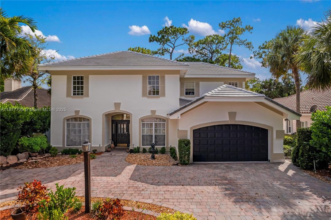 Active With Contract: $670,000 (4 beds, 3 baths, 2982 Square Feet)