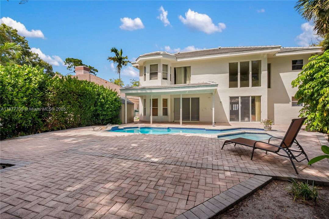 Active With Contract: $670,000 (4 beds, 3 baths, 2982 Square Feet)