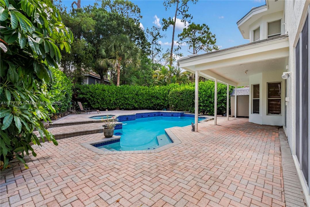 Active With Contract: $670,000 (4 beds, 3 baths, 2982 Square Feet)