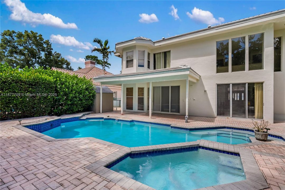 Active With Contract: $670,000 (4 beds, 3 baths, 2982 Square Feet)