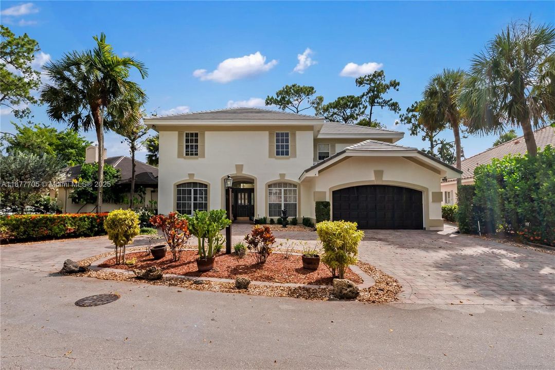 Active With Contract: $670,000 (4 beds, 3 baths, 2982 Square Feet)