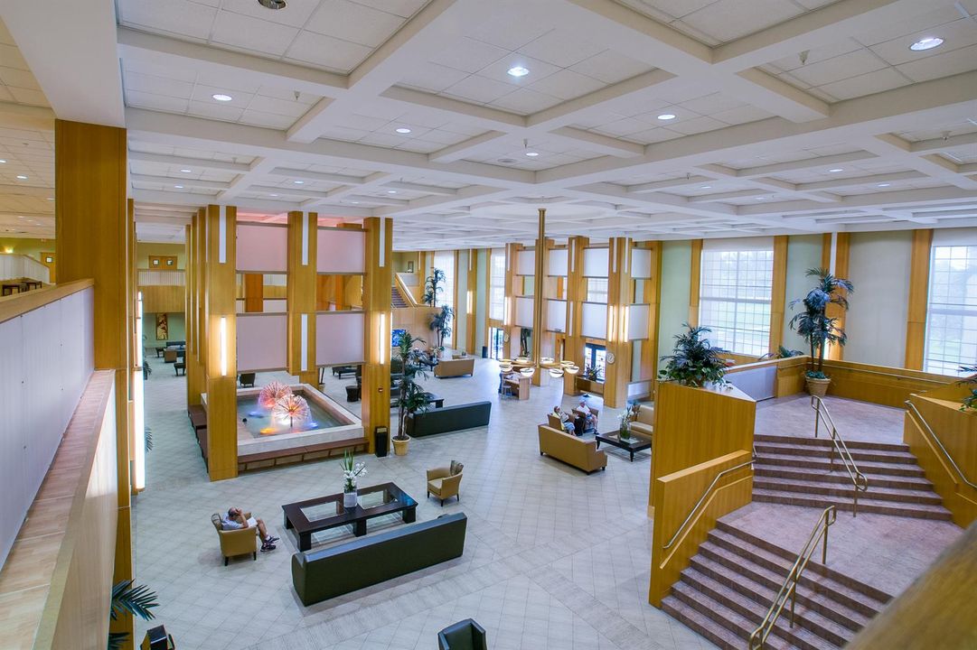 Clubhouse Lobby