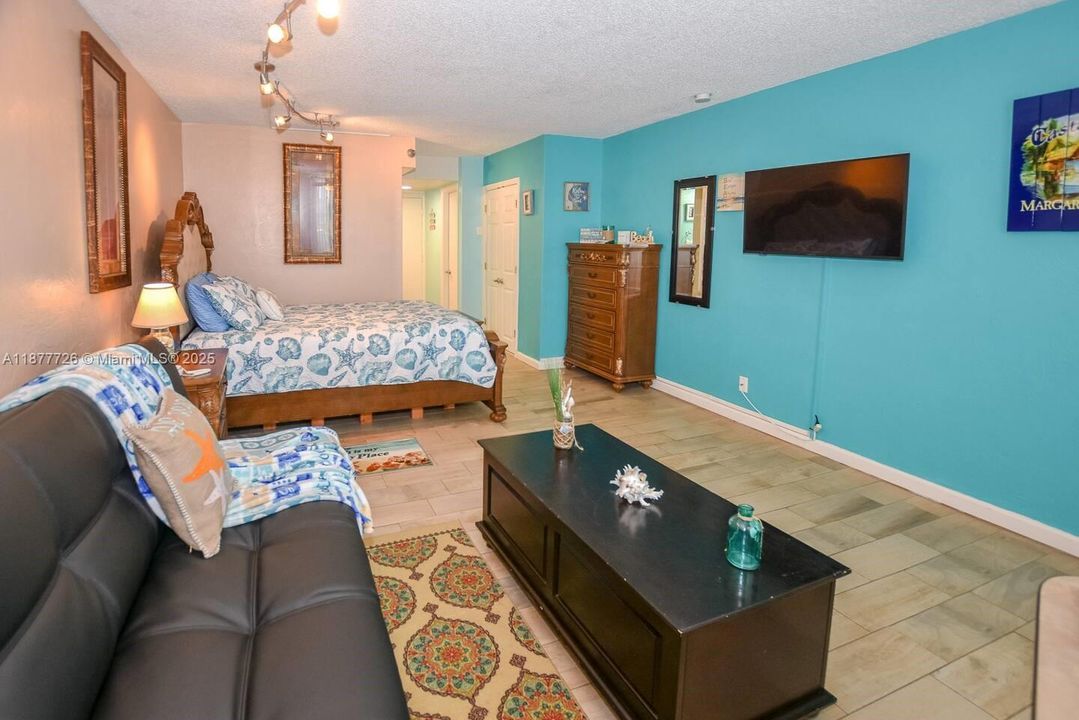 Activo con contrato: $118,000 (0 camas, 1 baños, 0 Pies cuadrados)