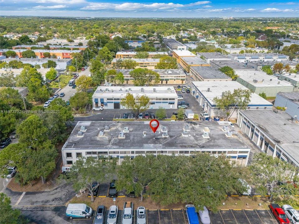 Под контрактом: $2,200 (0 спален, 0 ванн, 0 Квадратных фут)