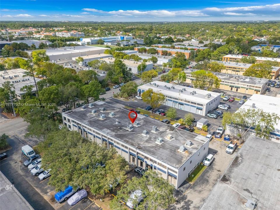 Под контрактом: $2,200 (0 спален, 0 ванн, 0 Квадратных фут)