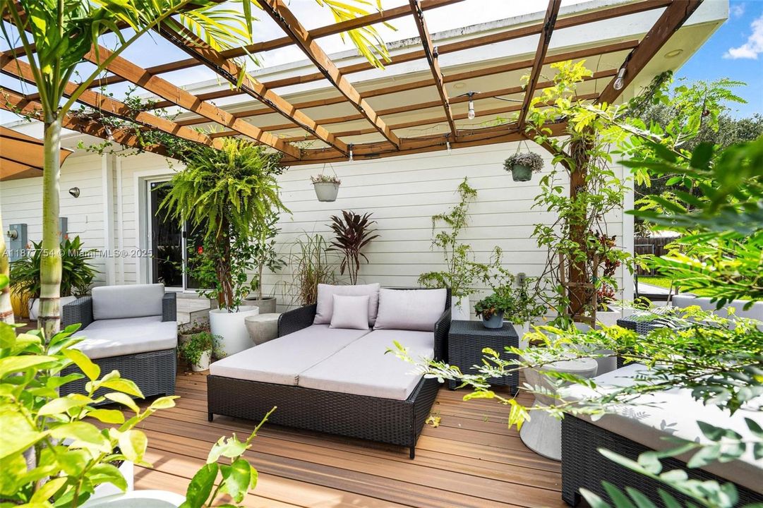 待售: $1,399,000 (4 贝兹, 4 浴室, 2544 平方英尺)