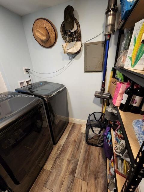 Activo con contrato: $699,000 (2 camas, 2 baños, 864 Pies cuadrados)