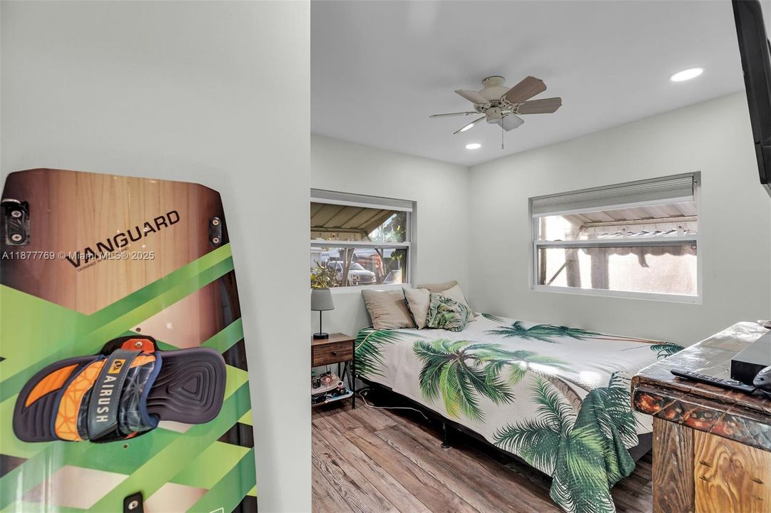 Activo con contrato: $699,000 (2 camas, 2 baños, 864 Pies cuadrados)